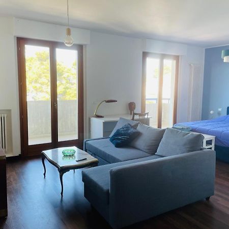 Attico Vista E Fronte Mare Zaffiroblu Con Posto Auto Appartement Montesilvano Marina Buitenkant foto